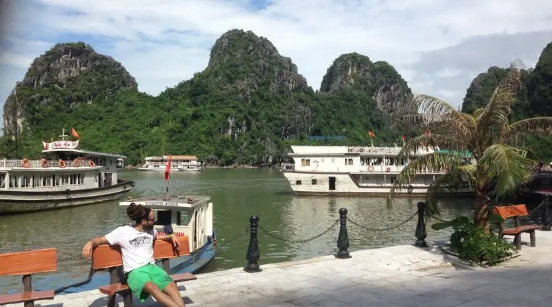 Ha Long Bay: panorama della baia